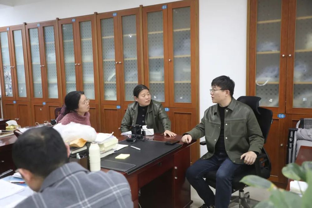 1d6781d0119e420aa658b3aef643922c.jpg 1d6781d0119e420aa658b3aef643922c.jpg