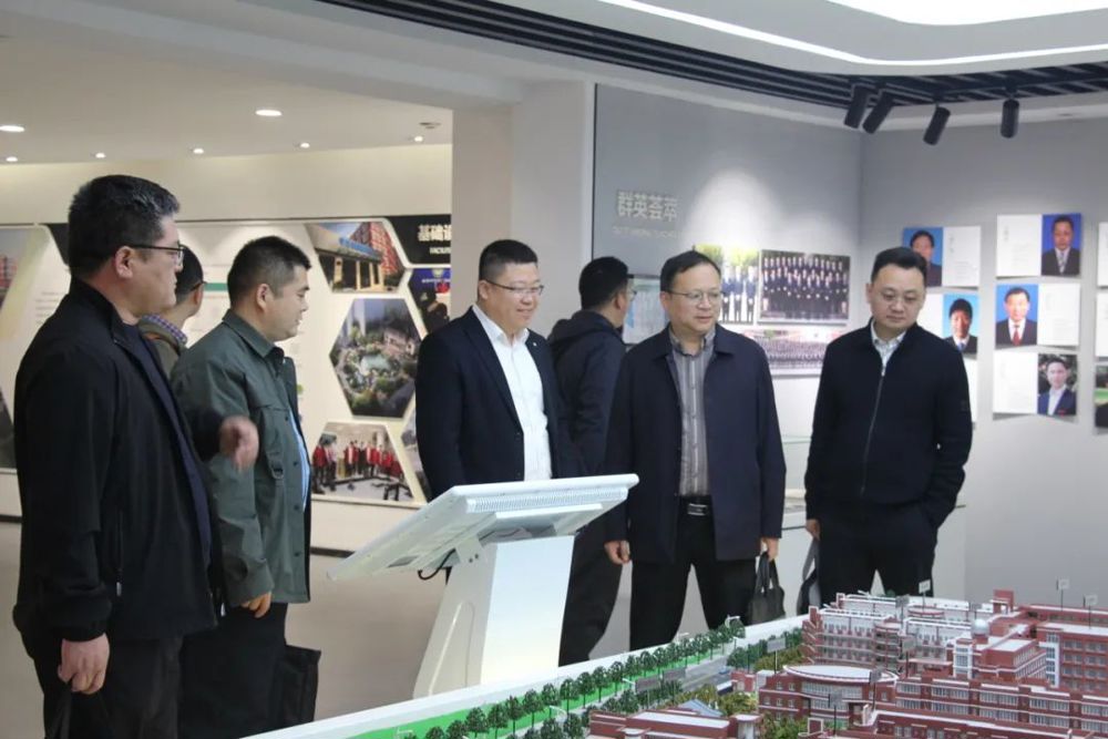 4a825f61049d40c6a9514174f8a372c7.jpg 4a825f61049d40c6a9514174f8a372c7.jpg