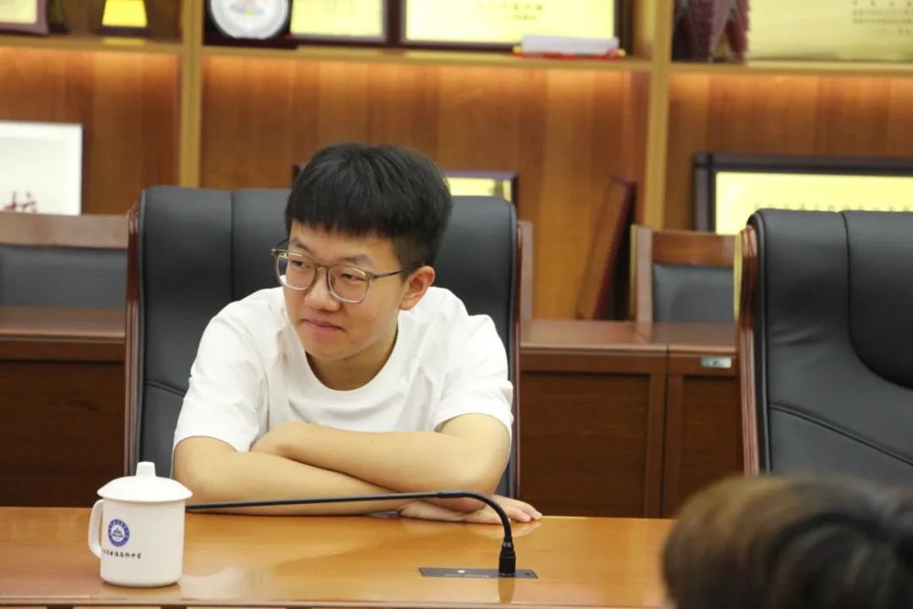 e33b23bdcc824687a2fa4adac3dd87bc.jpg e33b23bdcc824687a2fa4adac3dd87bc.jpg