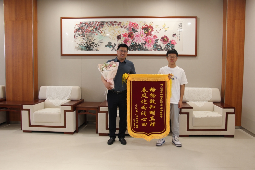 f842c71abf8d4c12bfa4381852e36af8.jpg f842c71abf8d4c12bfa4381852e36af8.jpg