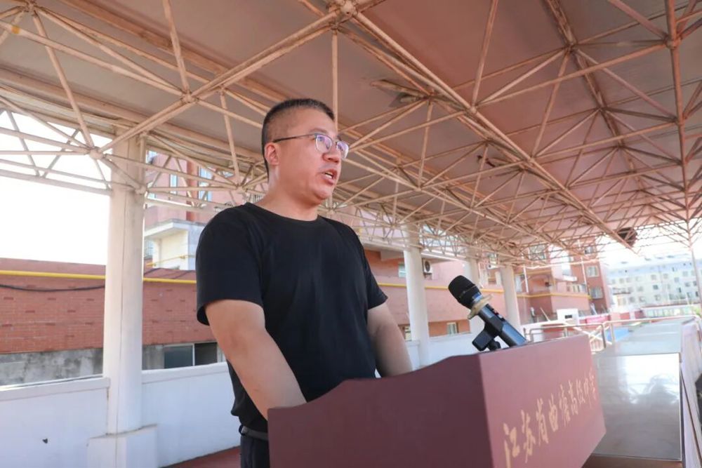 f4b62dc15f8249cdb5480afcedcbb2f1.jpg f4b62dc15f8249cdb5480afcedcbb2f1.jpg