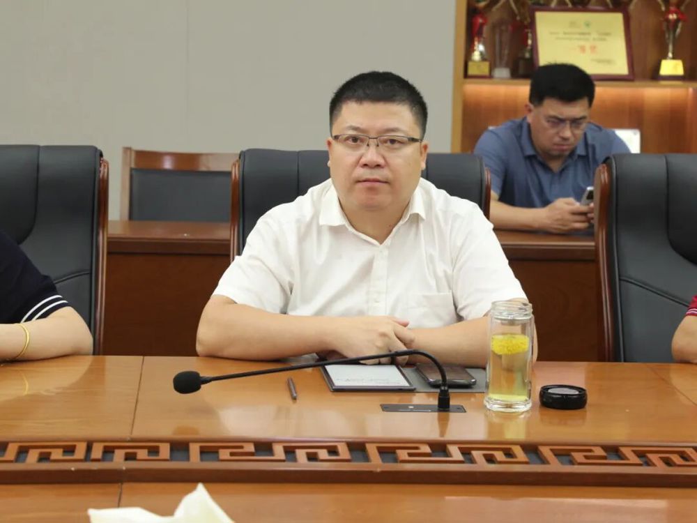 b7630b6a7ac4429a8e52a2930406035e.jpg b7630b6a7ac4429a8e52a2930406035e.jpg