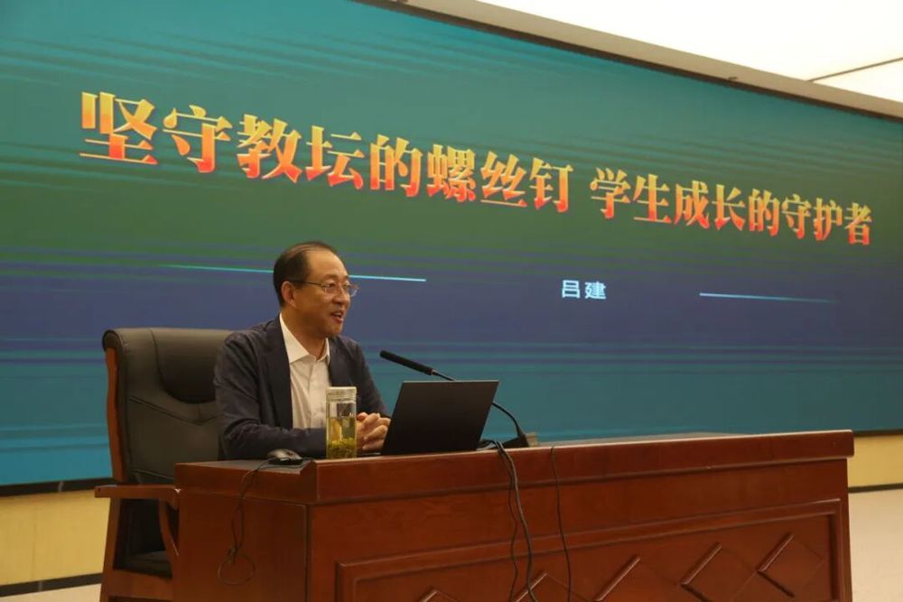 2baec66525664b3d96af28cff8152c33.jpg 2baec66525664b3d96af28cff8152c33.jpg