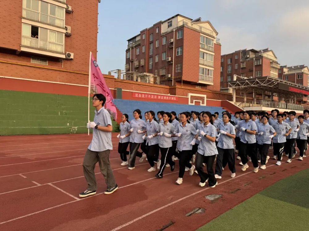 392916234094466da022b7799f49ec40.jpg 392916234094466da022b7799f49ec40.jpg