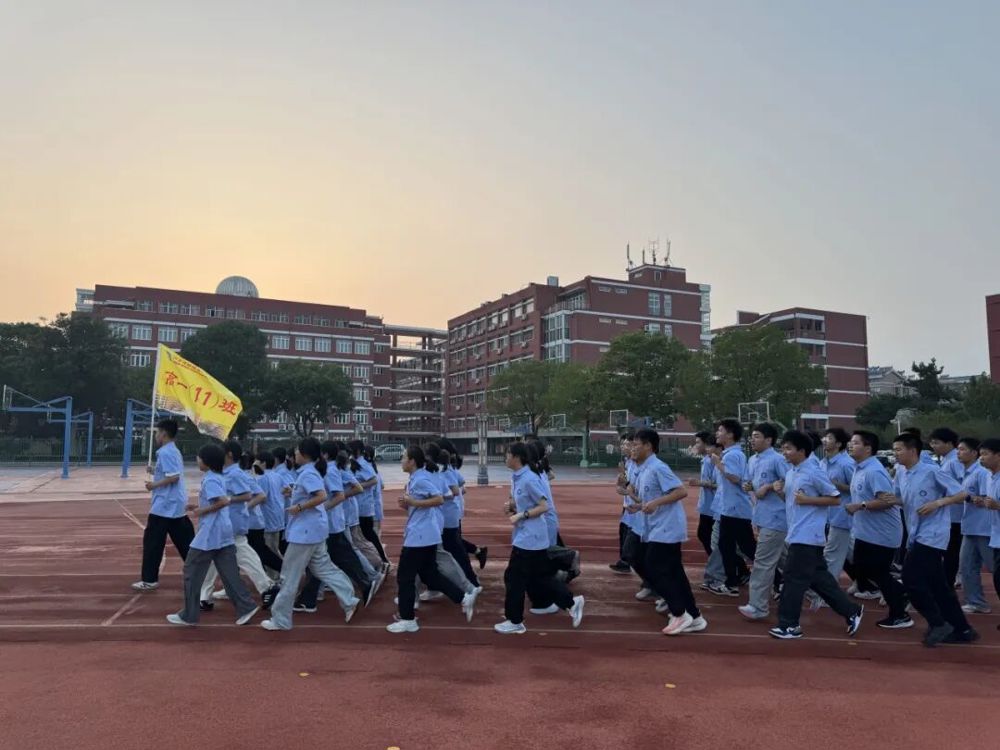 9c0c82257e2f4b7982eda55127ad511f.jpg 9c0c82257e2f4b7982eda55127ad511f.jpg