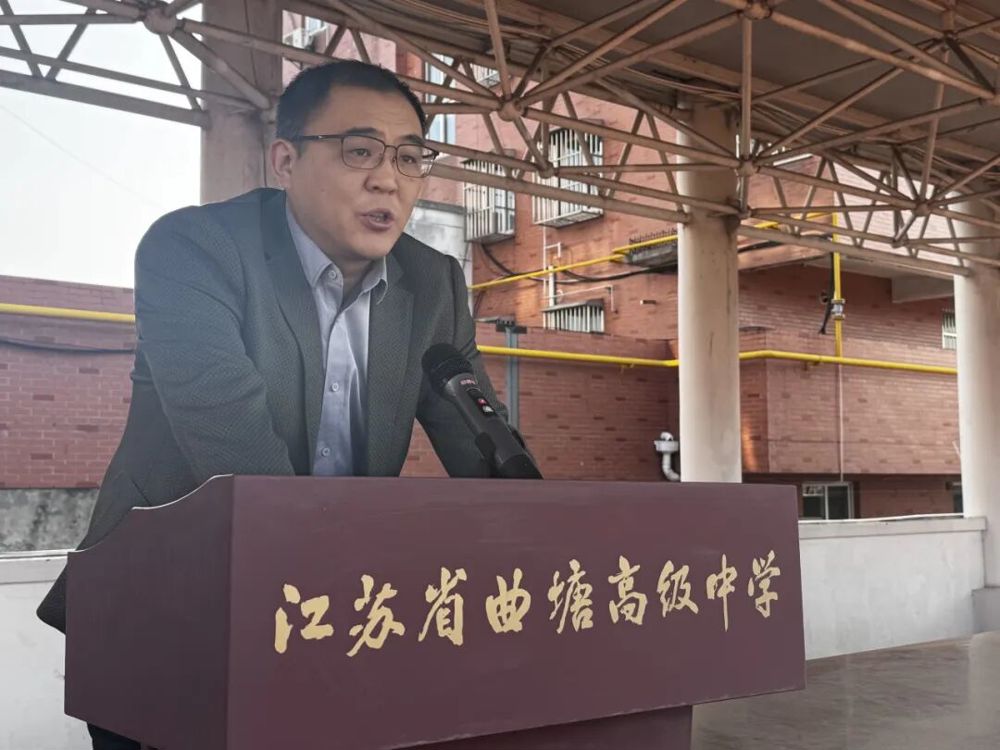 abf472c5447e4dd5a95eba5db919bfdf.jpg abf472c5447e4dd5a95eba5db919bfdf.jpg